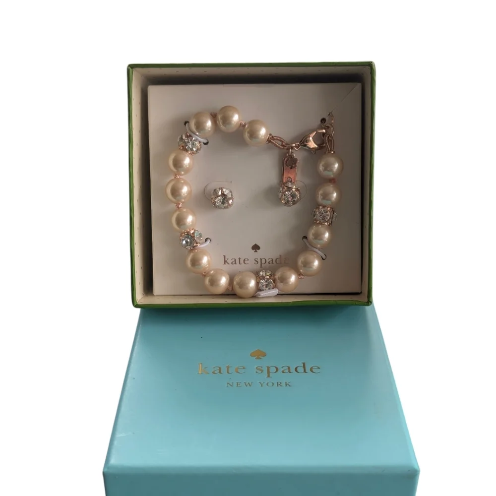 New in box Kate Spade ♠️ Lady Marmalade Pearl Blush Bracelet & stud earrings Set - Picture 2 of 9